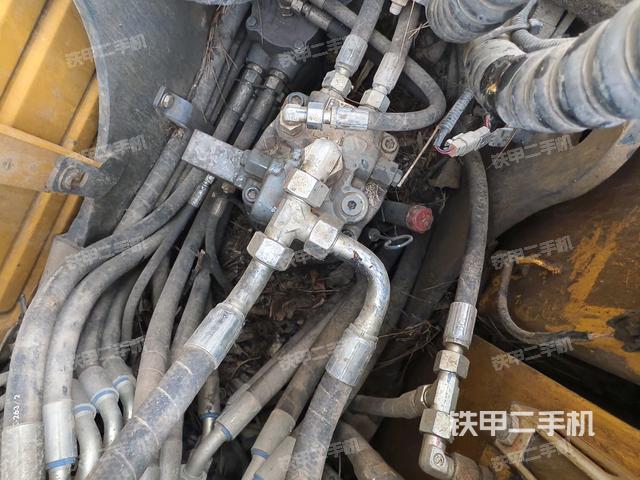 回转马达(上车部件) 回转马达(上车部件)