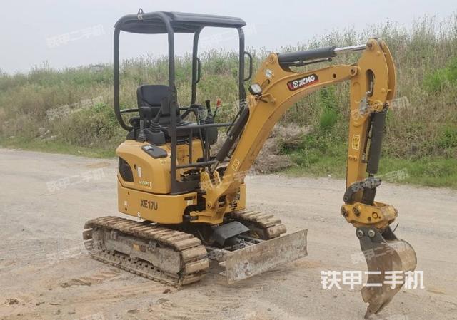 回轉(zhuǎn)馬達和主控閥（整機外觀）