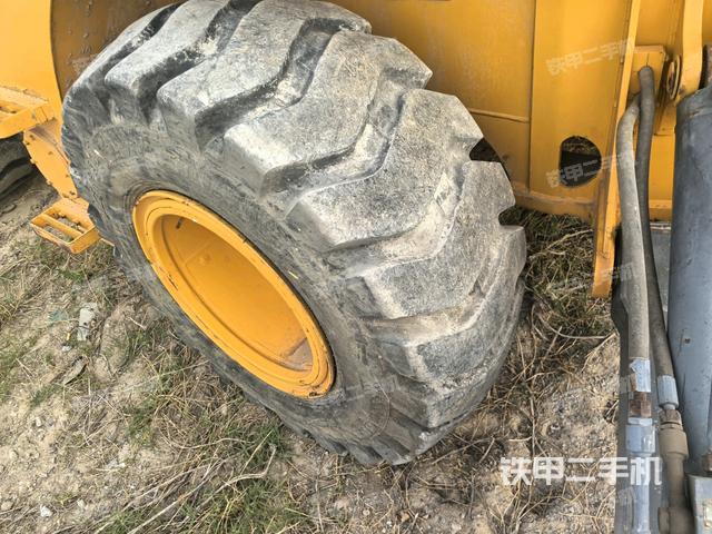 左驅(qū)動輪/左后輪(行走機(jī)構(gòu)) 左驅(qū)動輪/左后輪(行走機(jī)構(gòu))