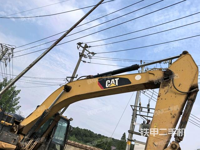 大臂整體?右側（工作和回轉裝置）