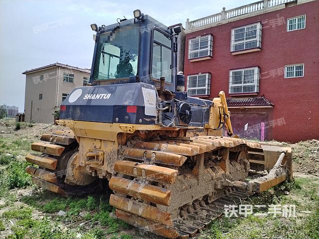 整機右后45°(設(shè)備外觀及核心部件) 整機右后45°(設(shè)備外觀及核心部件)