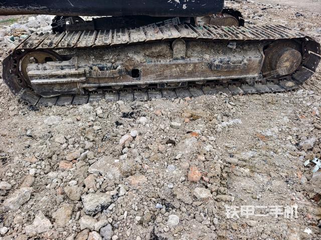 右側(cè)行走馬達(dá)蓋板（行走機(jī)構(gòu)）