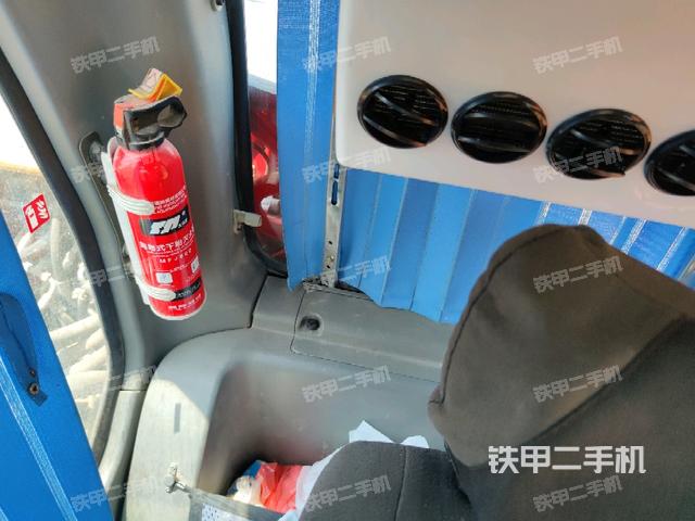 座椅后部（駕駛室部分）