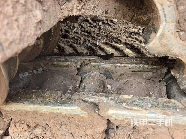 右側(cè)行走馬達(dá)蓋板（行走機(jī)構(gòu)）