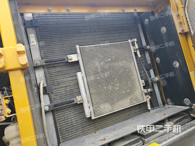 散熱器室(大件艙室) 散熱器室(大件艙室)