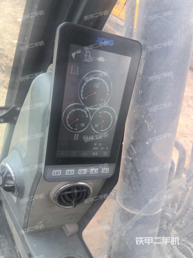 小时表(驾驶室部分) 小时表(驾驶室部分)