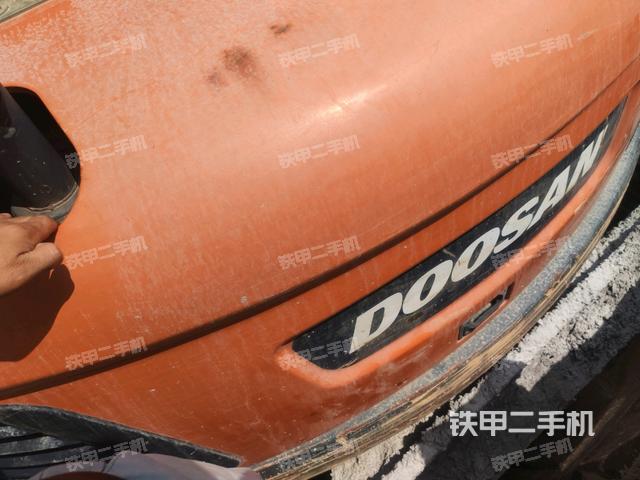 ?駕駛室正側(cè)（駕駛室部分）