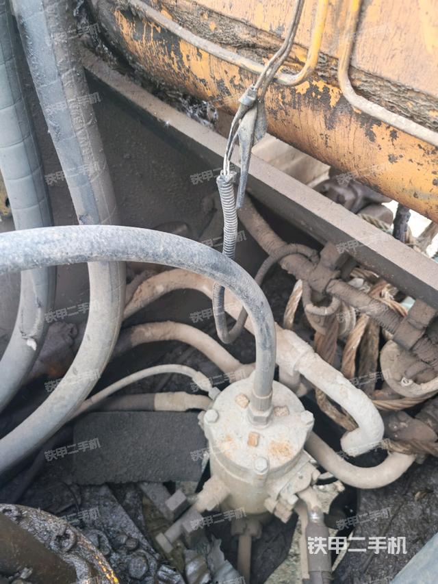 氣門室蓋螺絲特寫（上車部件）