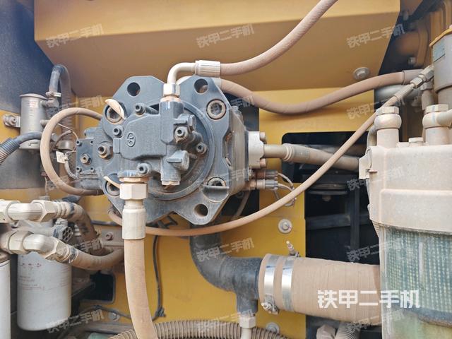 液壓泵室(大件艙室) 液壓泵室(大件艙室)