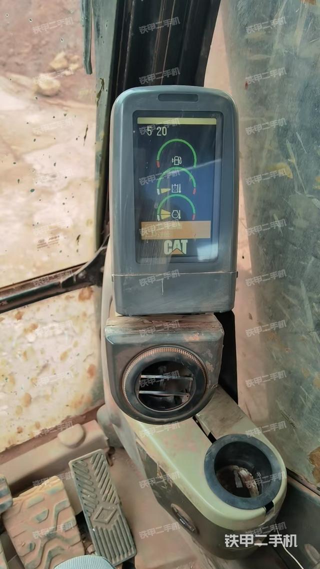 駕駛室整體(整機外觀) 駕駛室整體(整機外觀)