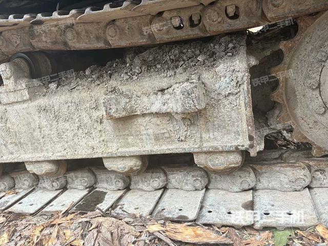 右驅動輪（行走機構）