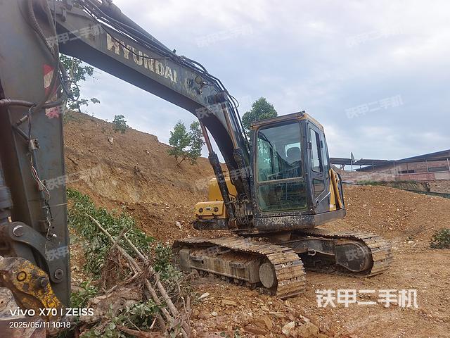 現(xiàn)代R130VSNPRO挖掘機(jī)