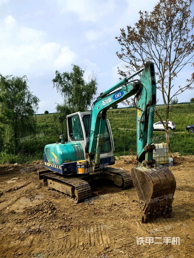 右前45(整機(jī)外觀) 右前45(整機(jī)外觀)
