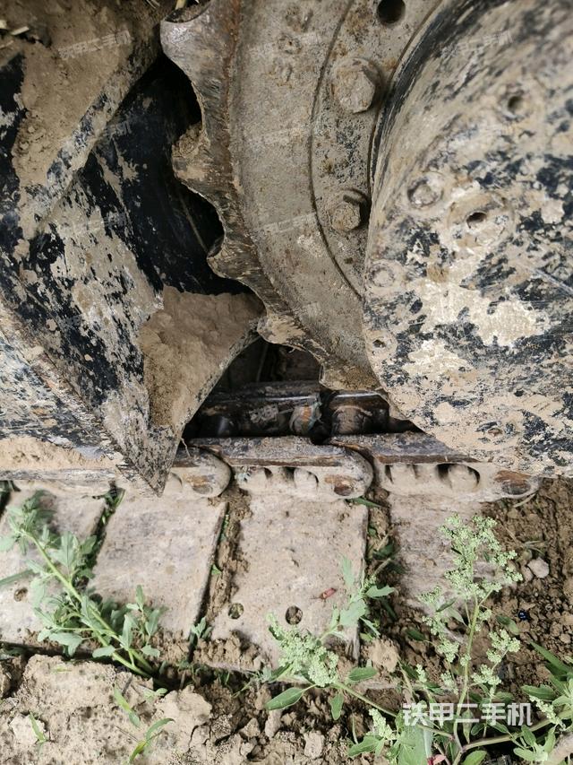 左導(dǎo)向輪（行走機(jī)構(gòu)）