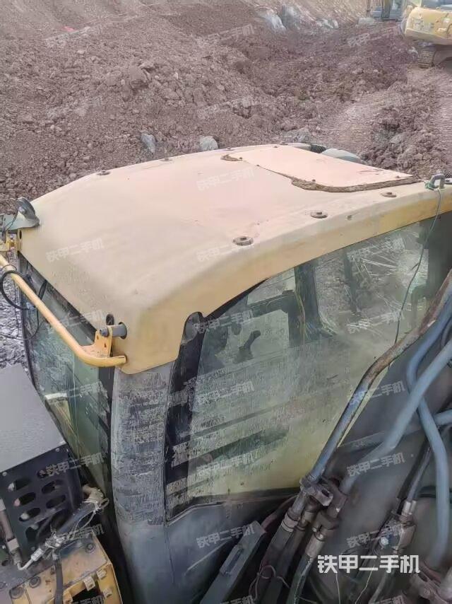 駕駛室頂部俯視(上車部件) 駕駛室頂部俯視(上車部件)