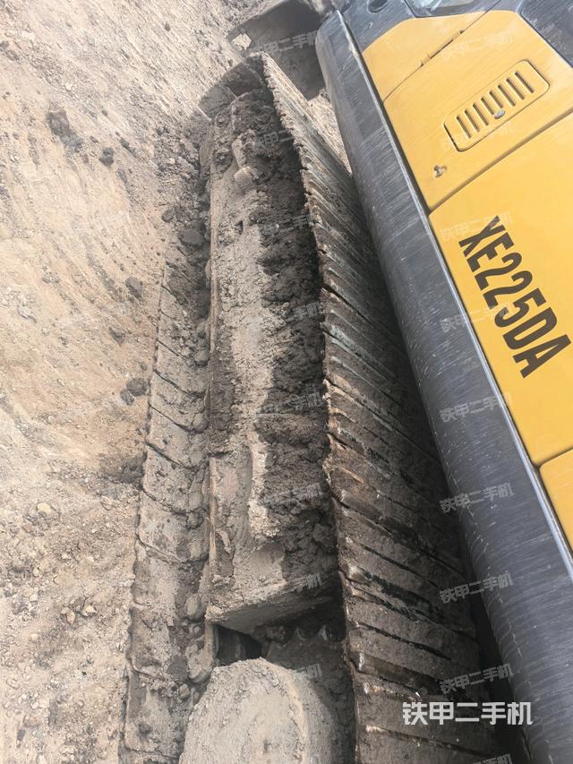 右驱动轮(行走机构) 右驱动轮(行走机构)