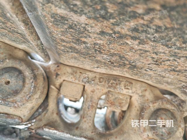 左導(dǎo)向輪（行走機(jī)構(gòu)）