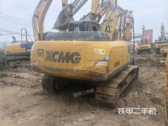 右后45(整机外观) 右后45(整机外观)