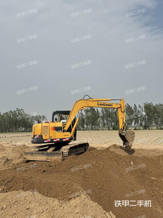 整機(jī)右后45°(整機(jī)外觀(guān)) 整機(jī)右后45°(整機(jī)外觀(guān))