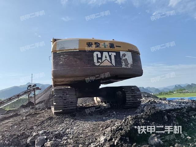 右后45(整機(jī)外觀) 右后45(整機(jī)外觀)
