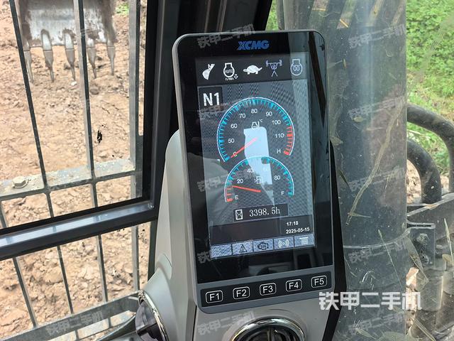 顯示屏?（駕駛室部分）