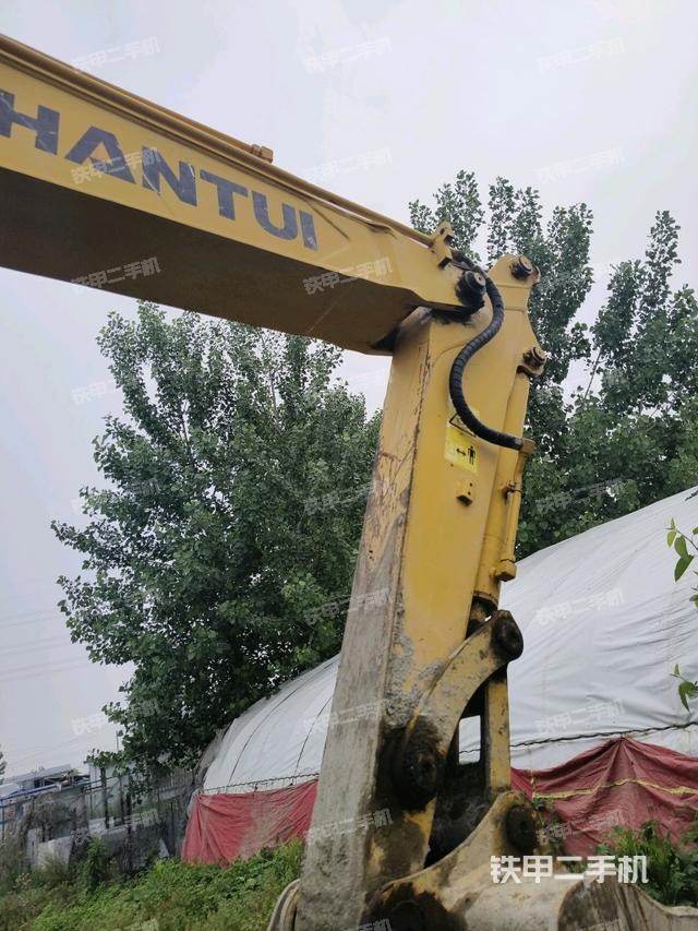 鏟斗右后整體（工作和回轉(zhuǎn)裝置）