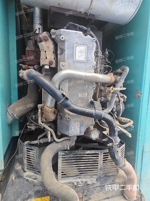 发动机整体俯视(整机外观) 发动机整体俯视(整机外观)