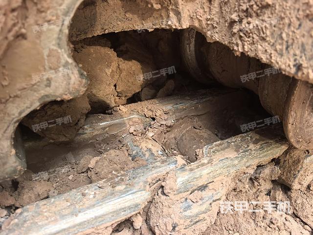 左側(cè)行走馬達(dá)蓋板（行走機(jī)構(gòu)）