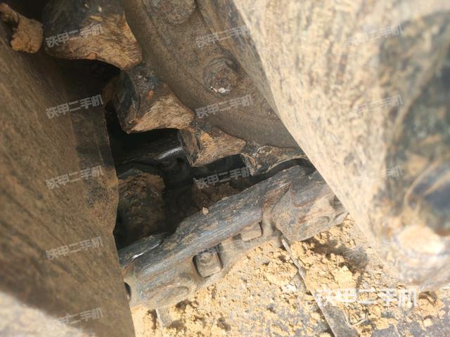 左側(cè)行走馬達(dá)蓋板(行走機(jī)構(gòu)) 左側(cè)行走馬達(dá)蓋板(行走機(jī)構(gòu))
