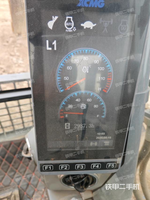 小时表(驾驶室部分) 小时表(驾驶室部分)