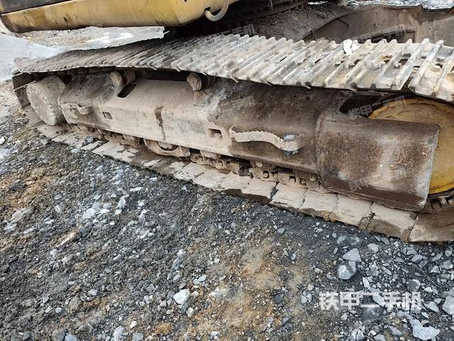 右驅(qū)動輪(行走機構(gòu)) 右驅(qū)動輪(行走機構(gòu))