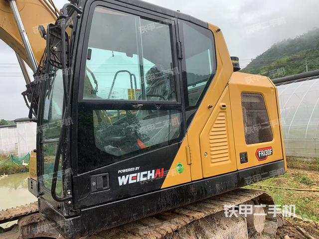 雷沃重工FR130F挖掘機(jī)