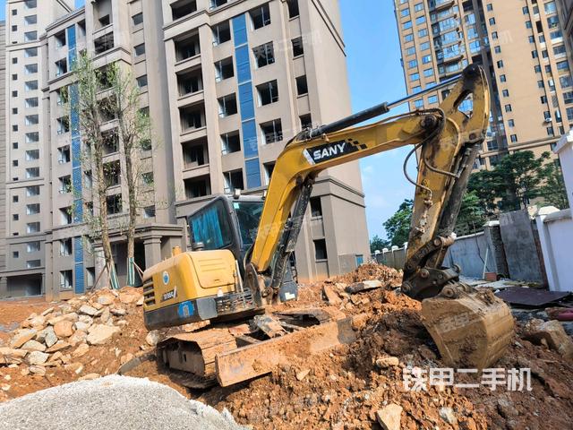 右前45(整機(jī)外觀) 右前45(整機(jī)外觀)
