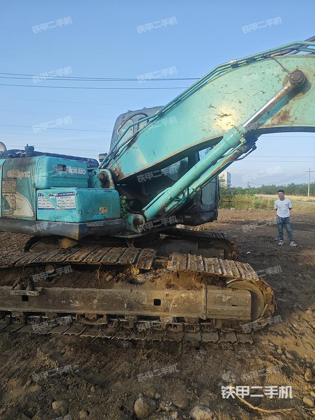 整机右后45°(整机外观) 整机右后45°(整机外观)