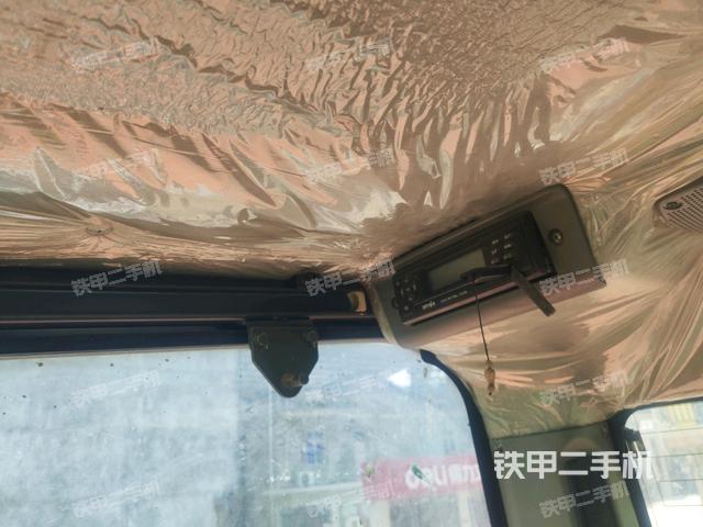 后窗玻璃角標(biāo)（駕駛室部分）