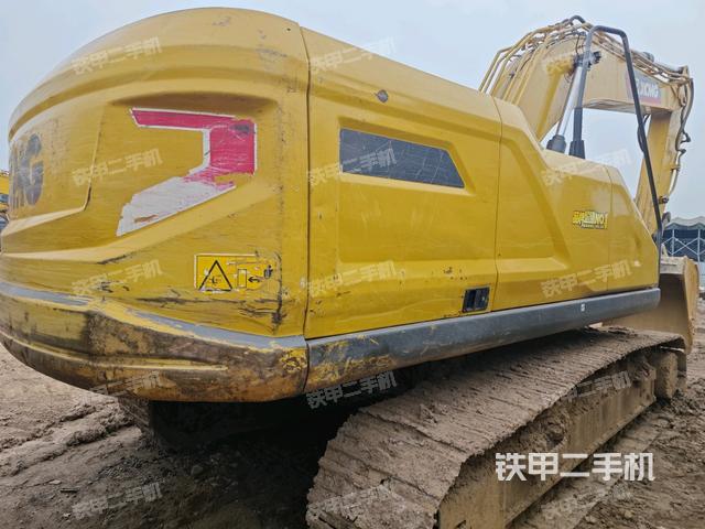 右前45(整機外觀) 右前45(整機外觀)