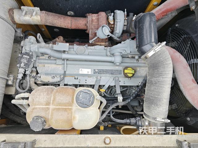 氣門室蓋螺絲特寫(上車部件) 氣門室蓋螺絲特寫(上車部件)