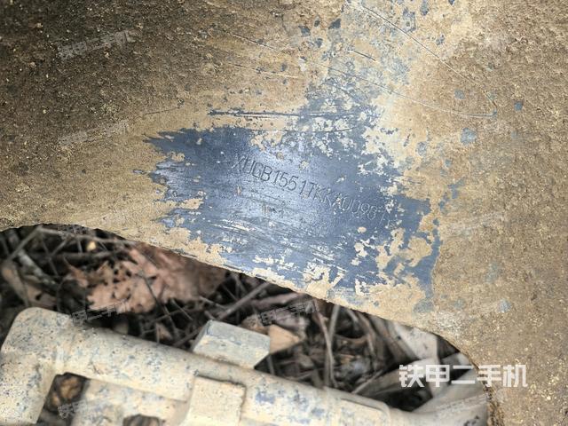大臂根部?斜視(工作和回轉(zhuǎn)裝置) 大臂根部?斜視(工作和回轉(zhuǎn)裝置)