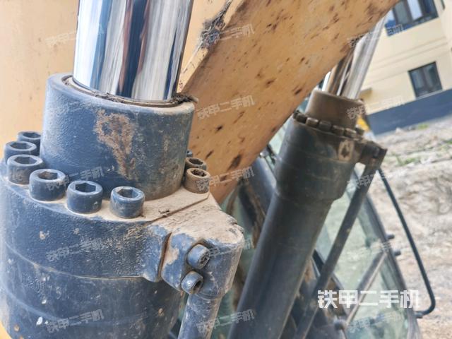 小臂整體右前（工作和回轉(zhuǎn)裝置）