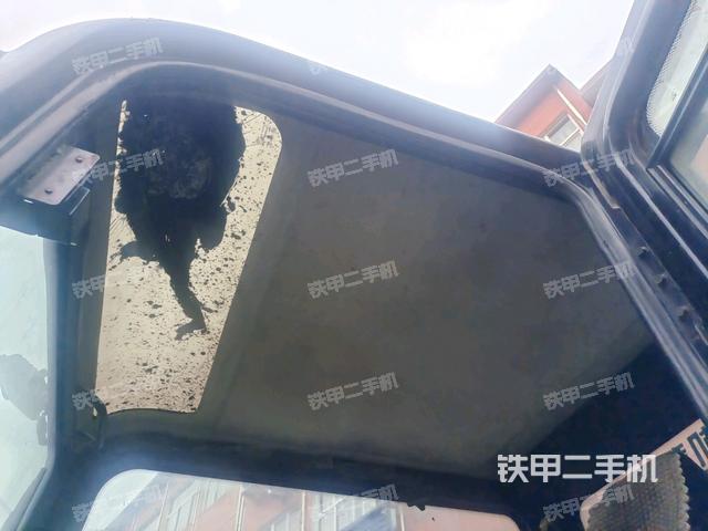 ?駕駛室正側(cè)(駕駛室部分) ?駕駛室正側(cè)(駕駛室部分)