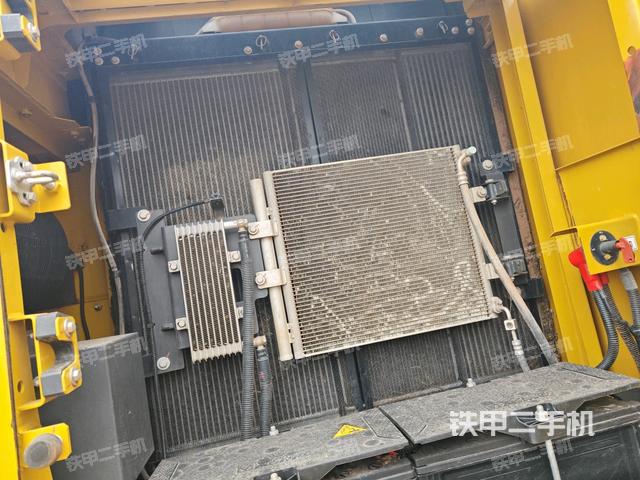 散熱器室(大件艙室) 散熱器室(大件艙室)