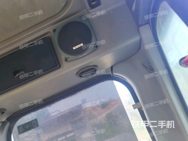 駕駛室左后45度(駕駛室部分) 駕駛室左后45度(駕駛室部分)