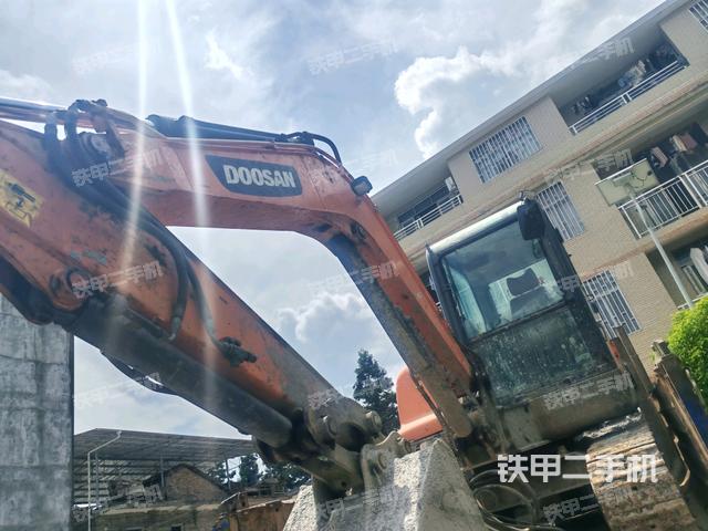 斗山DX60E-9CN挖掘機(jī)