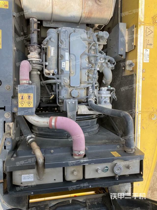 發(fā)動機整體俯視(整機外觀) 發(fā)動機整體俯視(整機外觀)