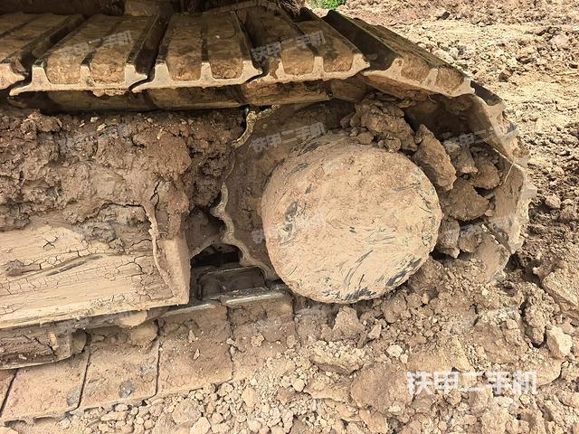 左驅(qū)動(dòng)輪（行走機(jī)構(gòu)）