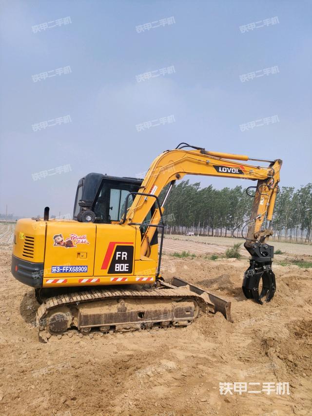 右后45(整機(jī)外觀) 右后45(整機(jī)外觀)