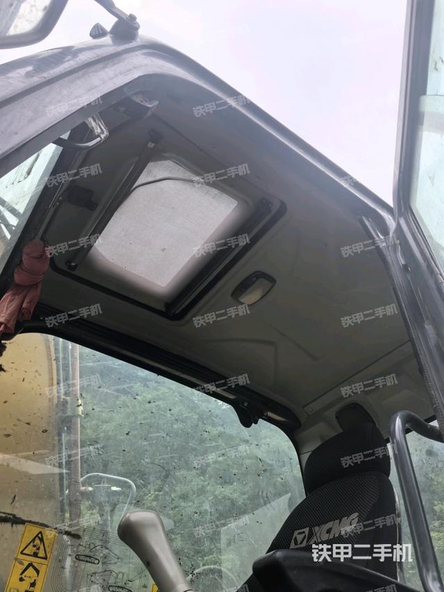 頂棚整體(駕駛室部分) 頂棚整體(駕駛室部分)