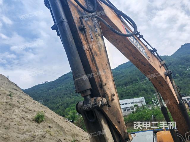 小臂整體左后（工作和回轉(zhuǎn)裝置）