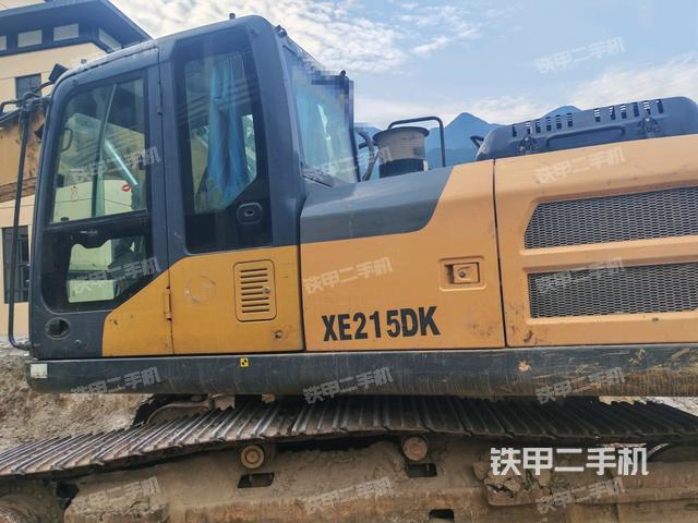 后窗玻璃角標(biāo)（駕駛室部分）