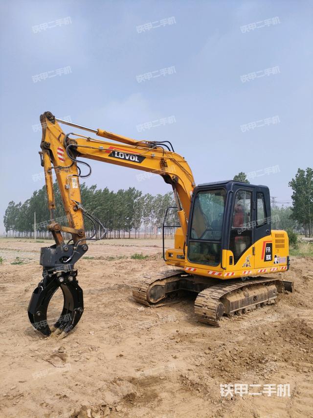 雷沃重工FR80E挖掘機(jī)